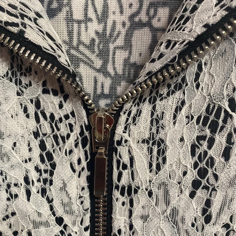 ♠️NWT♠️ Zip-Up Blazer - Picture 4 of 6